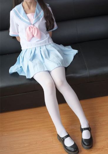 隔着内裤把她c出水-大结局免费国语