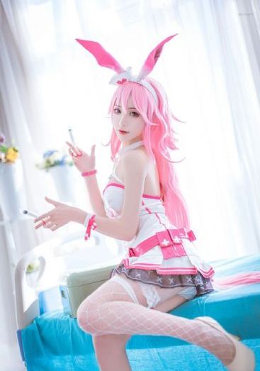 久久受WWW免费人成精品-国产不卡全集国语版